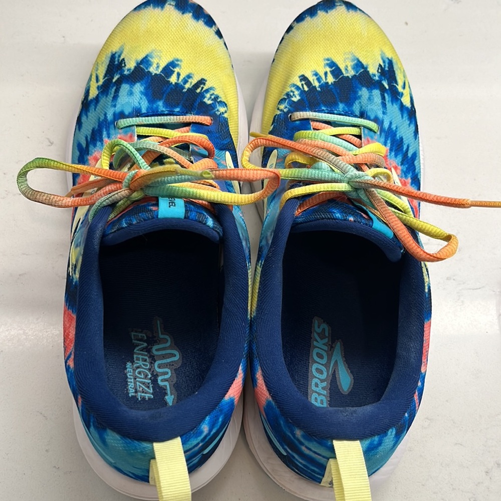 Brooks Multicolor Athletic Shoes - Picture 6 of 11